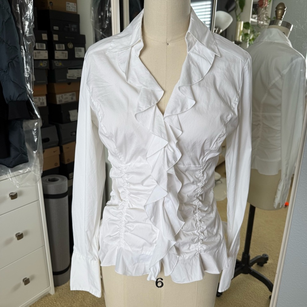 Ann Taylor White Ruffle Blouse Size:  2